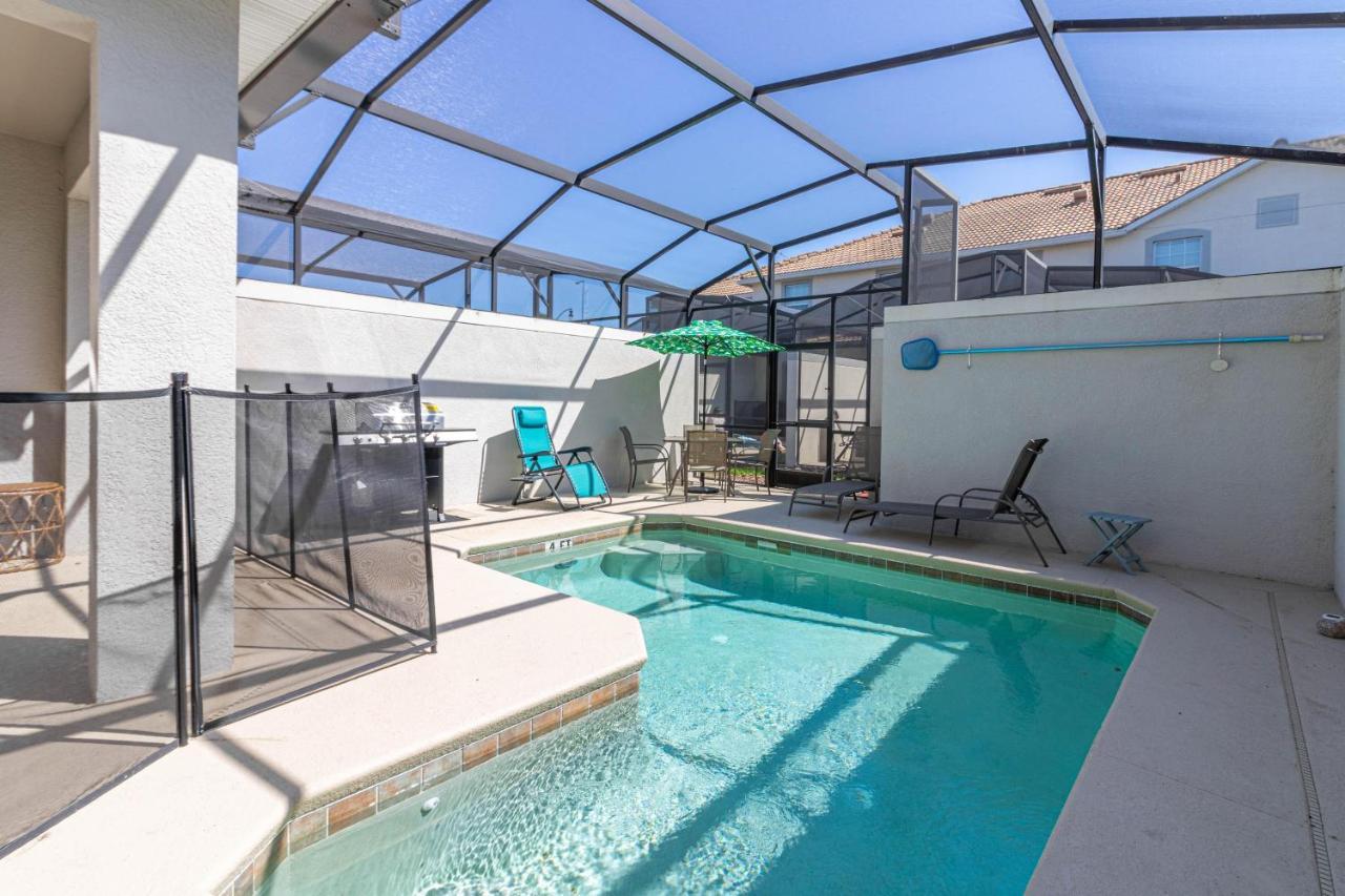 Storey Lake Home W Pool Near Disney Waterpar Kissimmee Ngoại thất bức ảnh
